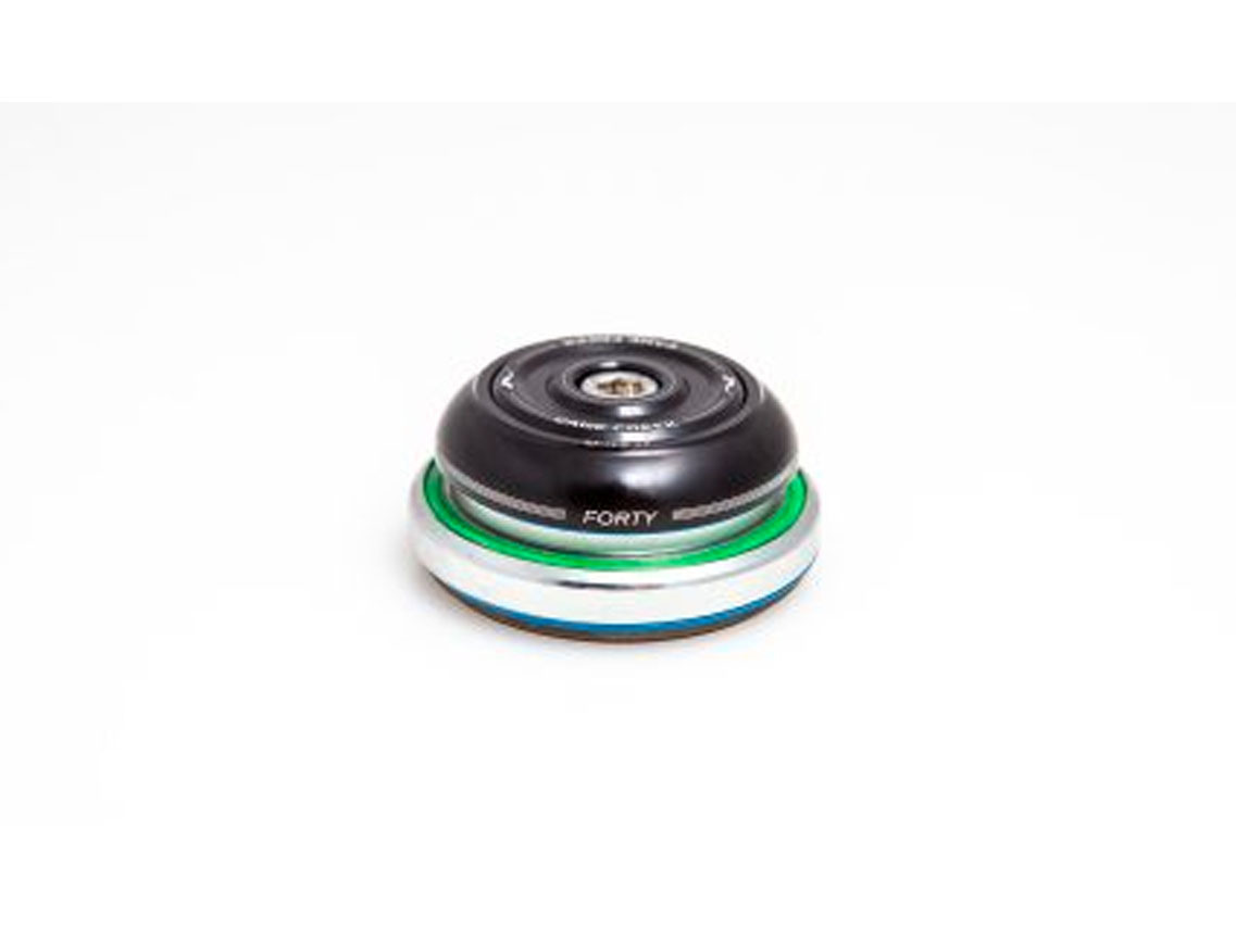 Cane Creek 40 Series IS42 Tapered Headset - Black Short Cover 3 Cane Creek 40 Series IS42 Tapered Headset - Black Short Cover